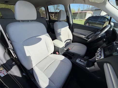 Used 2018 Subaru Forester 2.5i w/ Alloy Wheel Package image 15