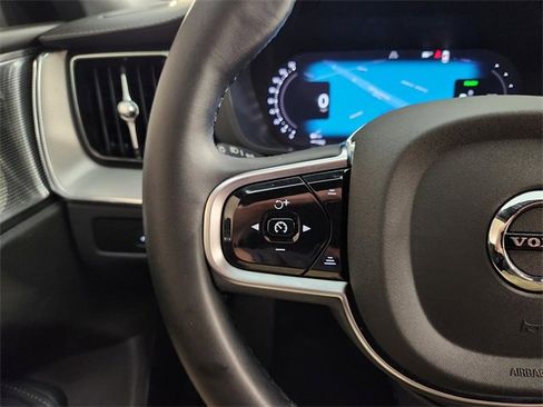 Used 2024 Volvo XC60 T8 Ultimate image 27