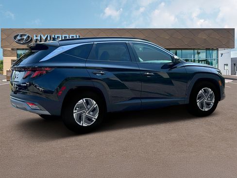 Certified 2025 Hyundai Tucson Blue AWD/4WD image 8
