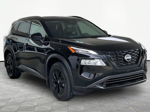 Used 2023 Nissan Rogue SV w/ SV Premium B Package FWD image 1
