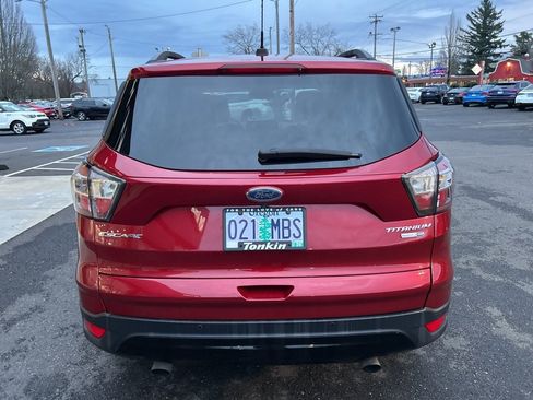 Used 2017 Ford Escape Titanium image 6