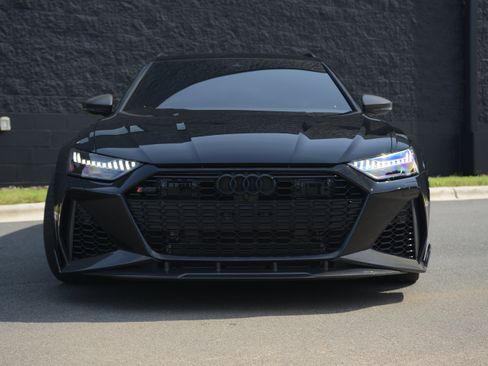 Used 2025 Audi RS 6 performance AWD/4WD image 10