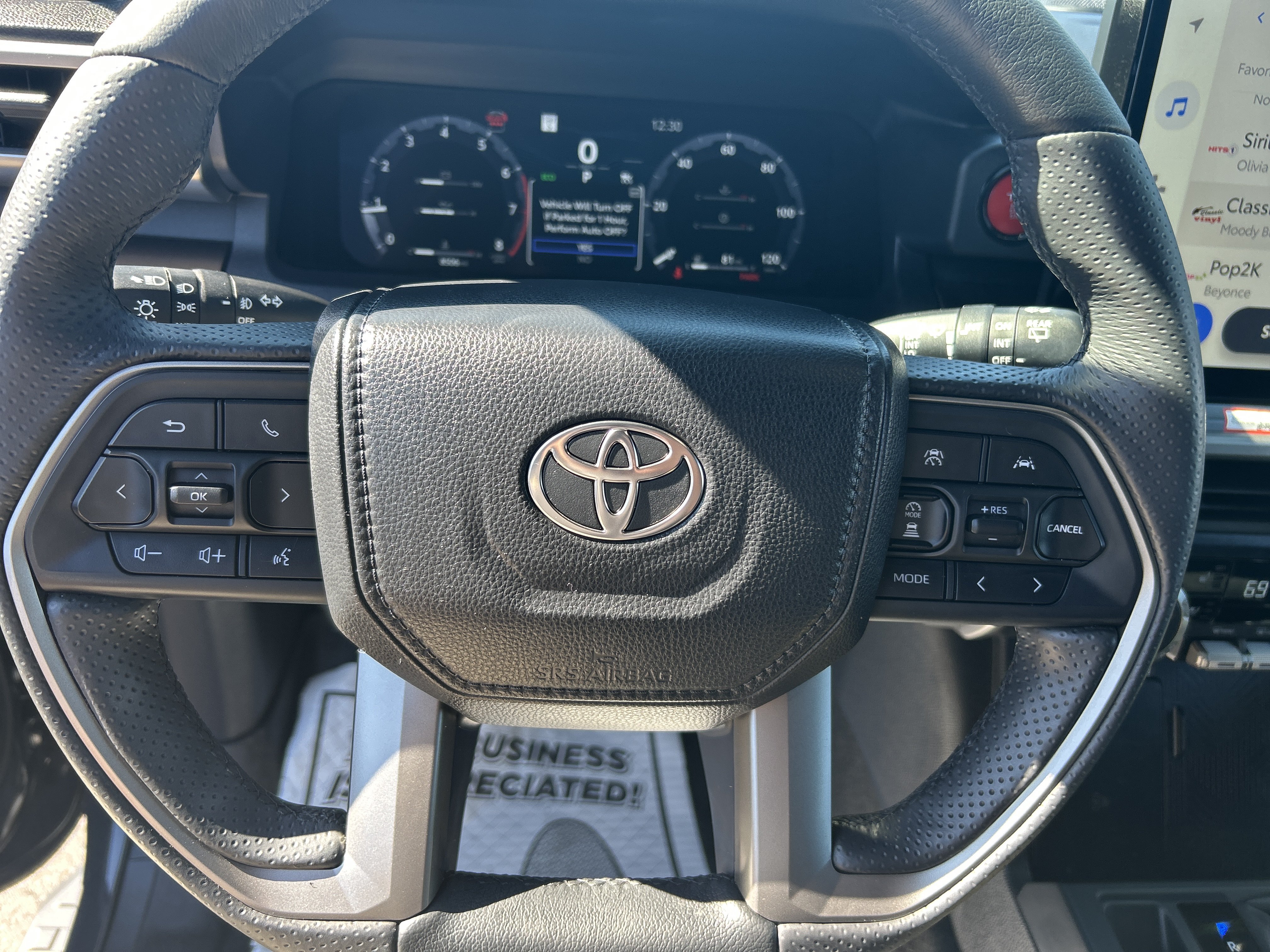 Used 2026 Toyota 4Runner TRD Off-Road Premium AWD/4WD image 17