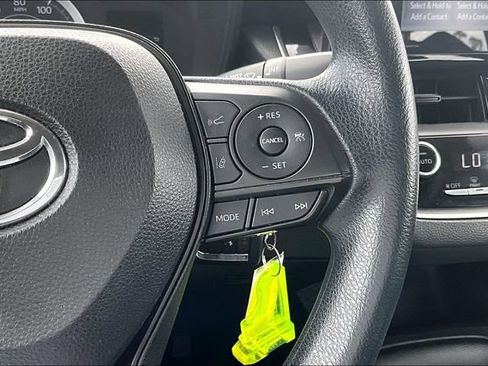 Used 2022 Toyota Corolla LE FWD image 10