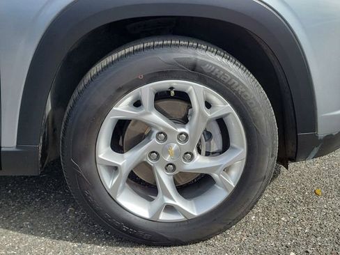 Certified 2024 Chevrolet Trax LS w/ LS Convenience Package image 6