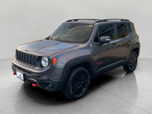 Used 2018 Jeep Renegade Trailhawk w/ Safety & Security Group AWD/4WD image 4