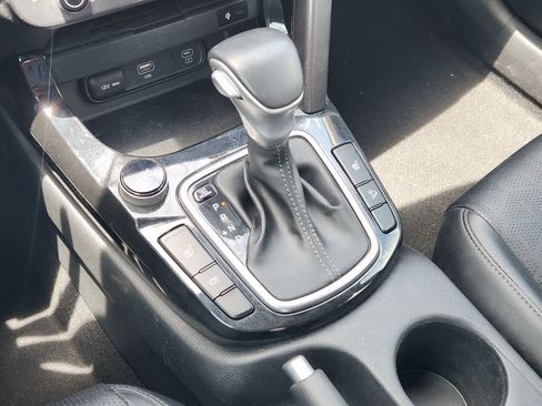 Certified 2024 Kia Seltos EX FWD image 19