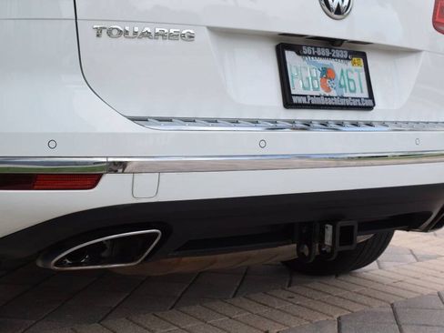 Used 2016 Volkswagen Touareg TDI AWD/4WD image 21