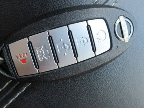 Used 2024 Nissan Altima 2.5 SV w/ SV Premium Package image 24