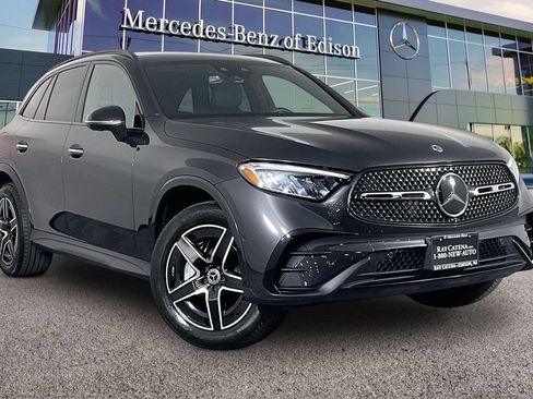 Certified 2025 Mercedes-Benz GLC 300 4MATIC image 1