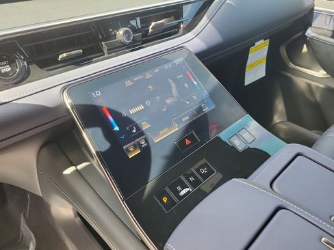 Certified 2026 INFINITI QX80 4WD w/ Sport Exterior Package image 18