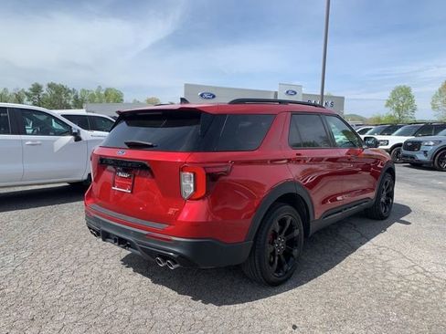 Certified 2023 Ford Explorer ST w/ Equipment Group 401A AWD/4WD image 9