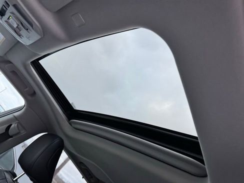 Certified 2020 Toyota Highlander XLE image 7