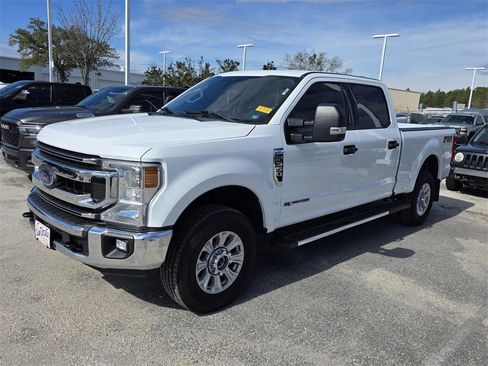 Used 2022 Ford F350 XLT w/ XLT Value Package image 4