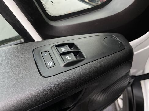 Used 2023 RAM ProMaster 2500 image 13