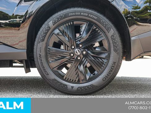 Used 2025 Nissan Murano SV AWD/4WD image 16