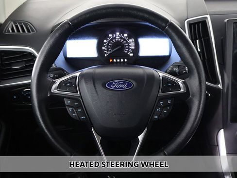 Used 2024 Ford Edge Titanium image 7