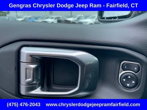 Used 2023 Jeep Wrangler Unlimited Sahara w/ Cold Weather Group AWD/4WD image 42