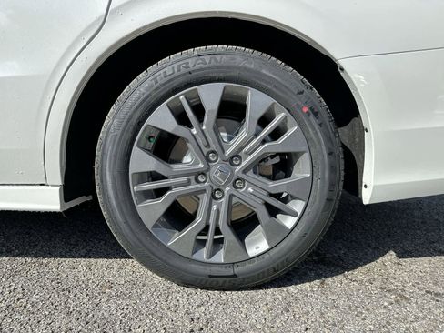 New 2026 Honda Odyssey Touring image 8