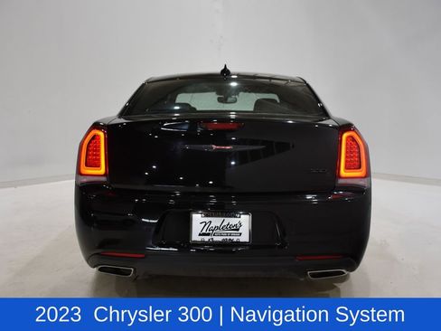 Used 2023 Chrysler 300 S image 5