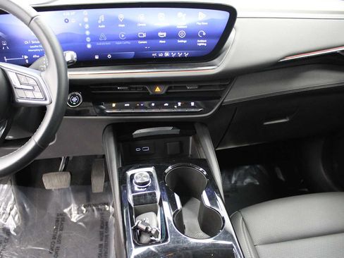 Used 2024 Buick Envision Preferred AWD/4WD image 25