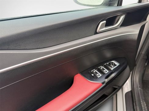 Used 2023 Kia K5 GT-Line image 14