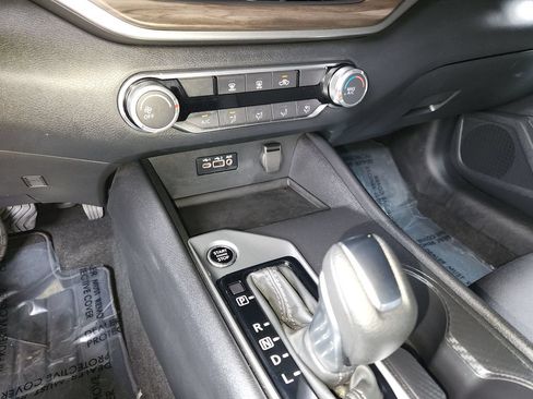 Used 2025 Nissan Altima 2.5 SV FWD image 20