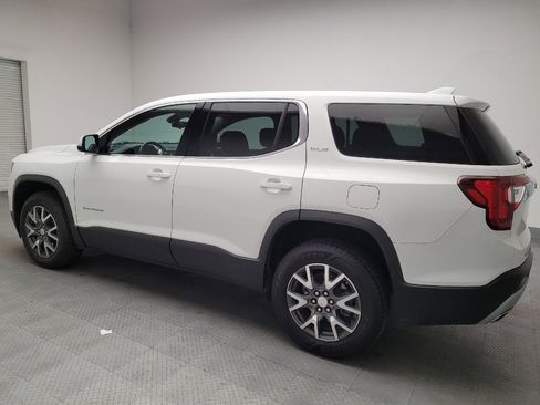 Used 2022 GMC Acadia SLE FWD image 3