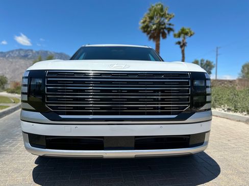 Used 2026 Hyundai Palisade Calligraphy AWD/4WD image 9
