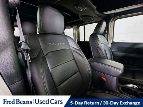 Used 2022 Jeep Wrangler Unlimited Sahara w/ Cold Weather Group image 30