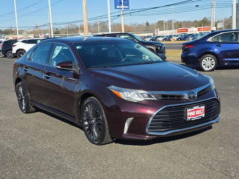 Used 2017 Toyota Avalon Touring w/ Carpet Mat Package image 9
