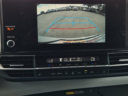 Certified 2026 Toyota Sienna XLE FWD image 16