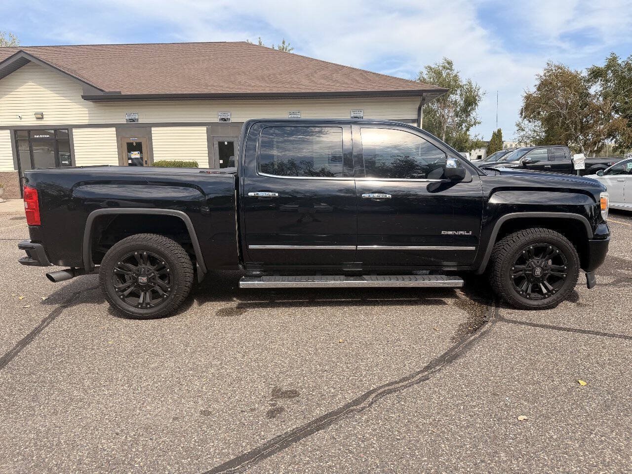 Used 2015 GMC Sierra 1500 Denali AWD/4WD image 3