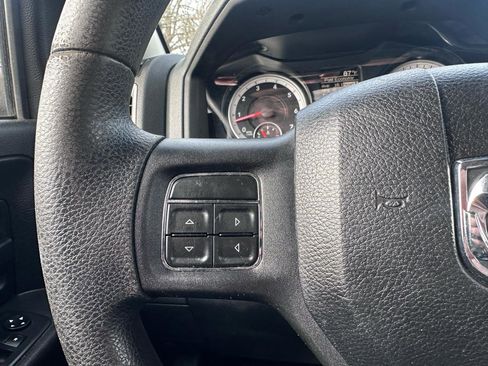 Used 2014 RAM 1500 Express image 22