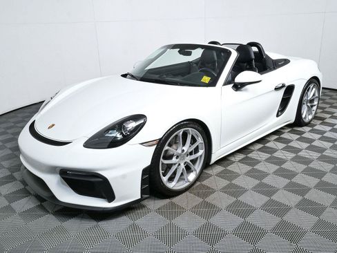 Used 2021 Porsche 718 Boxster Spyder RWD image 26