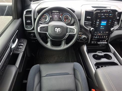 Used 2023 RAM 1500 Big Horn image 11