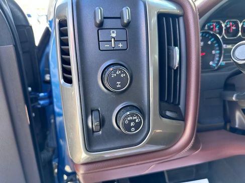Used 2016 Chevrolet Silverado 2500 High Country w/ High Country Premium Package AWD/4WD image 13