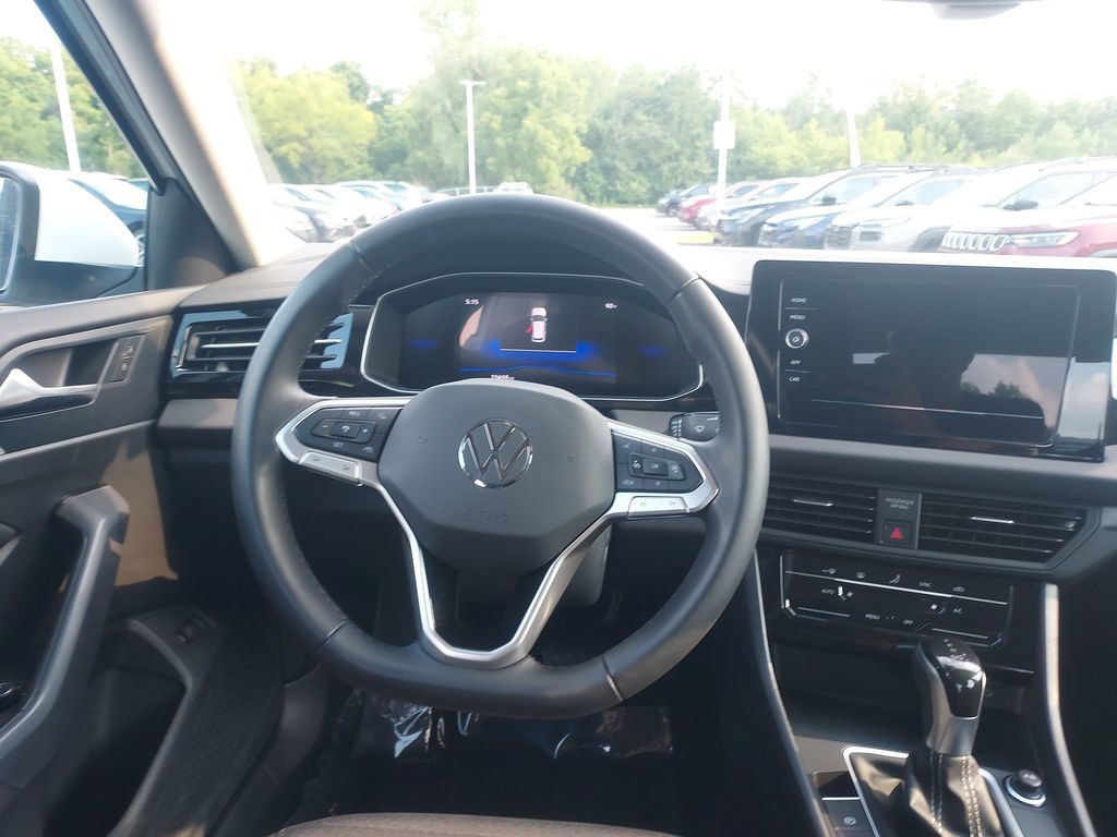 Used 2025 Volkswagen Jetta S FWD image 10