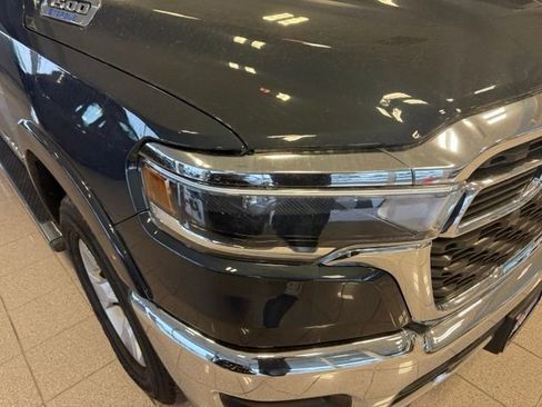 Used 2025 RAM 1500 Big Horn AWD/4WD image 9