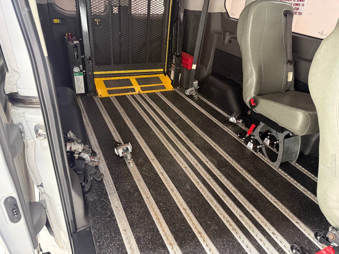 Used 2020 Ford Transit 350 XL RWD image 35