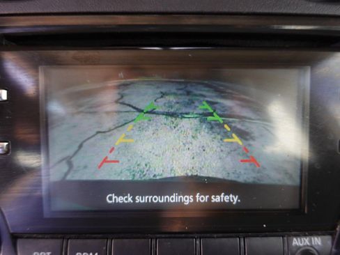 Used 2015 Nissan Rogue S w/ Convenience Package FWD image 15