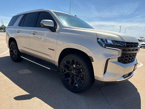 Used 2021 Chevrolet Tahoe LS image 2