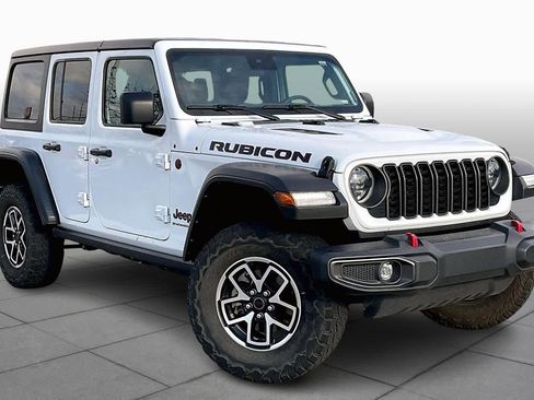 Used 2024 Jeep Wrangler Unlimited Rubicon image 2