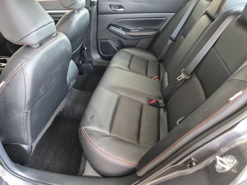 Used 2025 Nissan Altima 2.5 SR FWD image 25