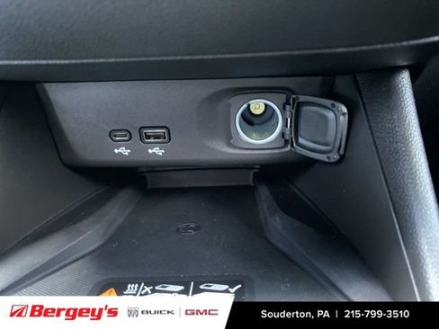 Certified 2026 Buick Envista Sport Touring w/ Convenience I Package FWD image 41
