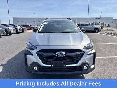 Certified 2025 Subaru Outback Premium AWD/4WD image 2
