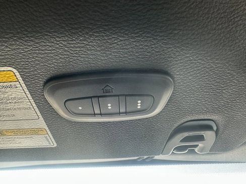 Used 2023 Jeep Gladiator Mojave w/ Cold Weather Group image 30