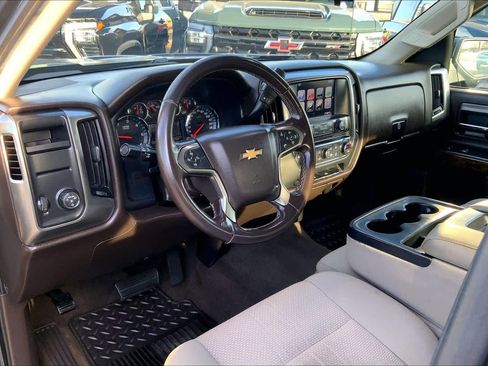 Used 2018 Chevrolet Silverado 1500 LT w/ LT Eassist Package image 17