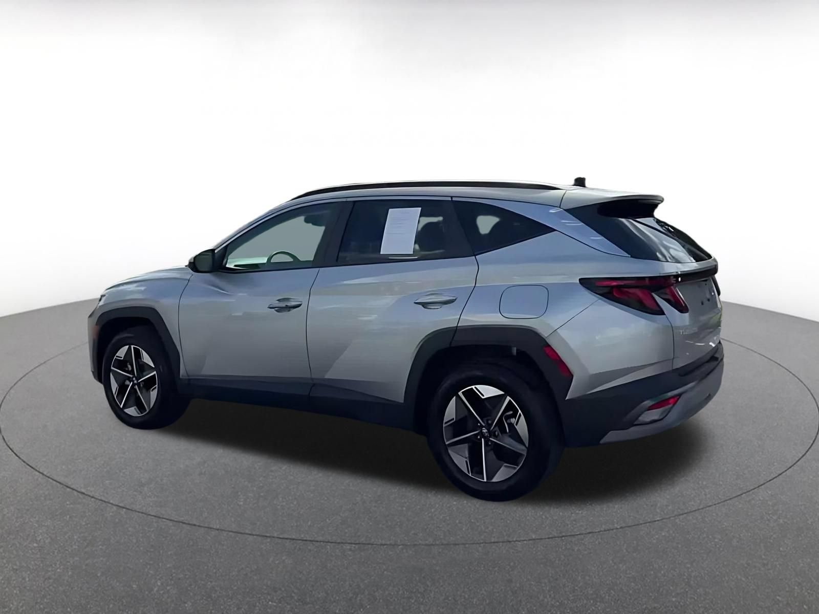 Used 2026 Hyundai Tucson SEL Plus AWD/4WD image 9
