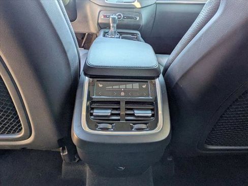 Used 2020 Volvo XC90 T6 Momentum w/ Protection Package image 13
